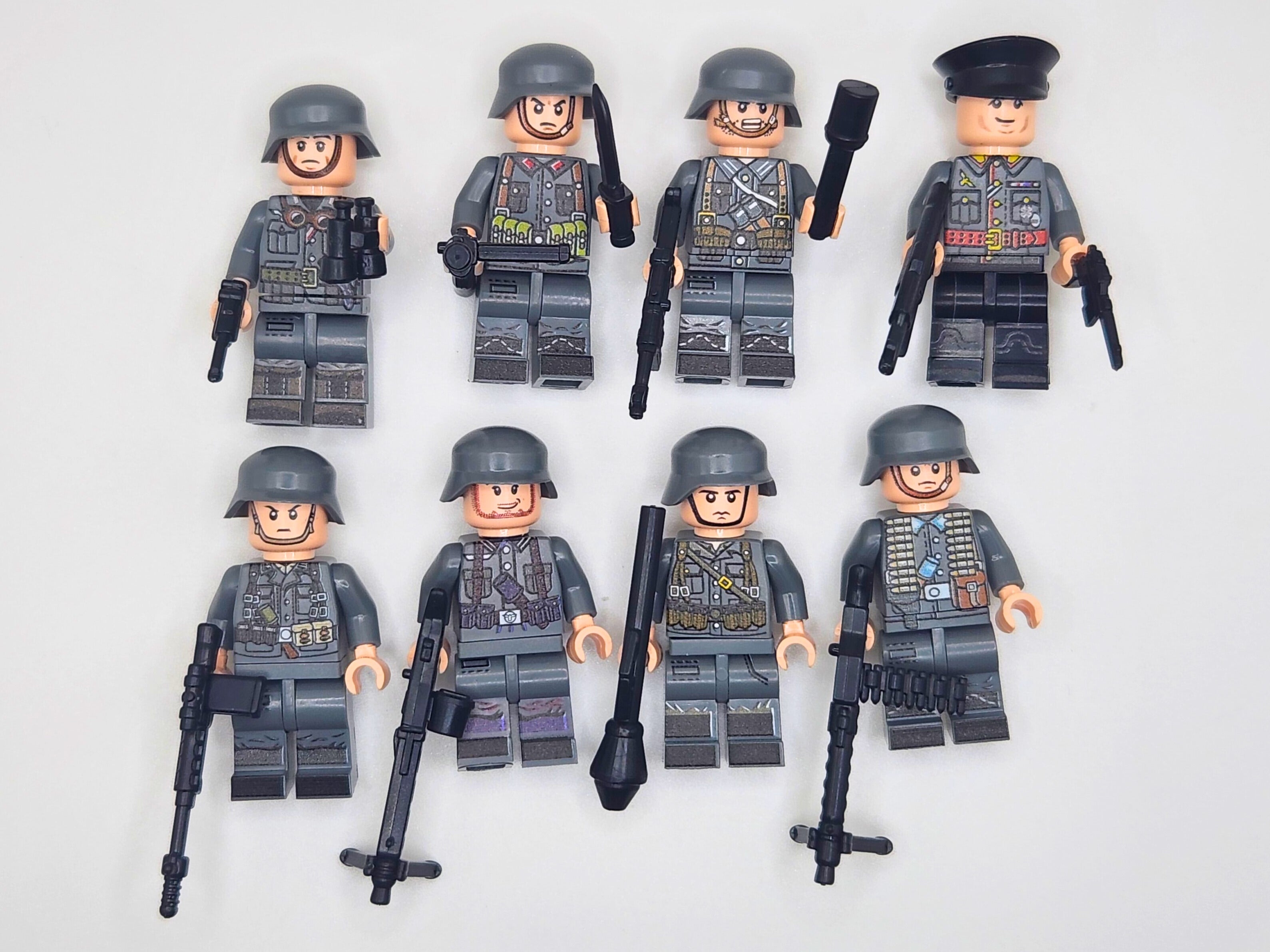 WWII - German Army 8 Man Squad - Mil-Blox - Mil-Blox