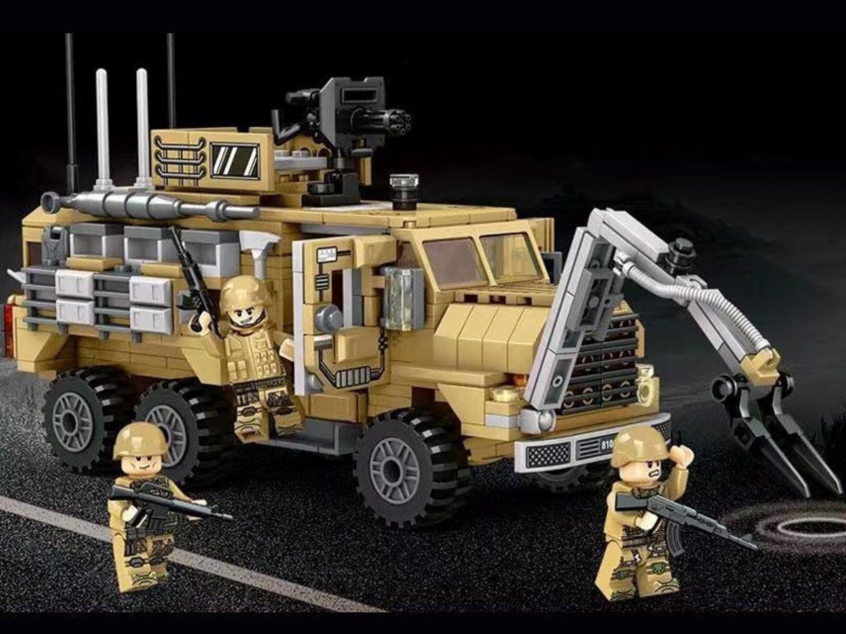 Buffalo MRAP (Mine-Resistant Ambush Protected) With IED Removal Arm- Mil-Blox