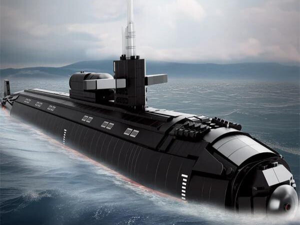 Los Angeles Class Nuclear Attack Submarine - Legendary Series - Mil-Blox - Mil-Blox