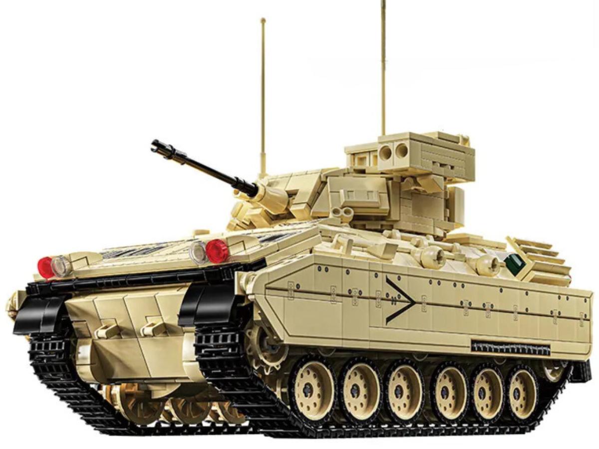 M2 Bradley Armored Personnel Carrier - Legendary Series - Mil-Blox - Mil-Blox